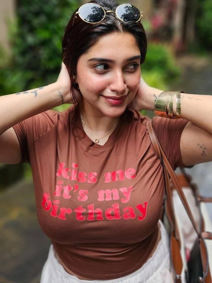 Call Girl Kolkata Ananya